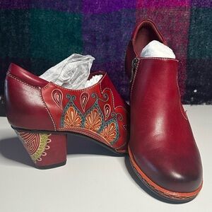 Elegant Burgundy Leather Women's Shoes